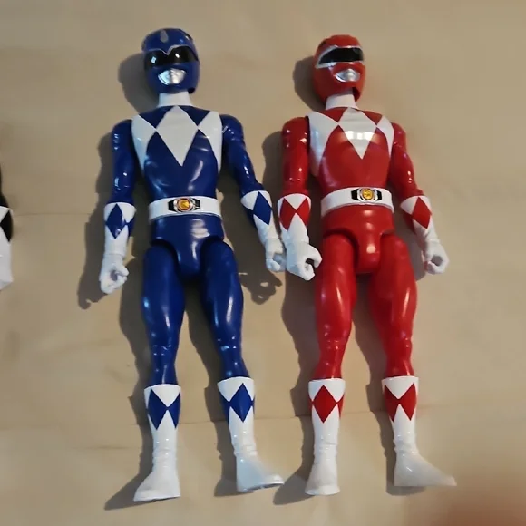 6 Hasbro Power Rangers  Action Figures Playset - Picture 4 of 4